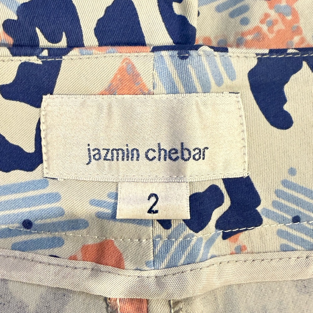 Jazmin Chebar Stylish Blue and Pink Patterned Women's Shorts - Animal Print - Picture 4 of 5